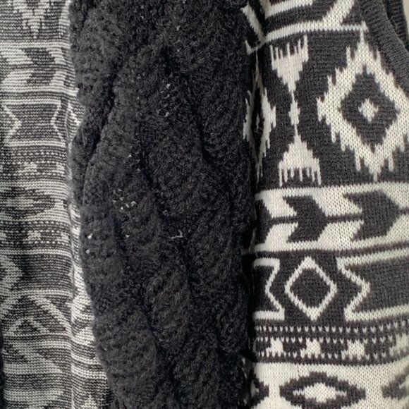 John Paul Richard Studio Chunky Knit Cardigan Vest L Black White Fall - Picture 7 of 10